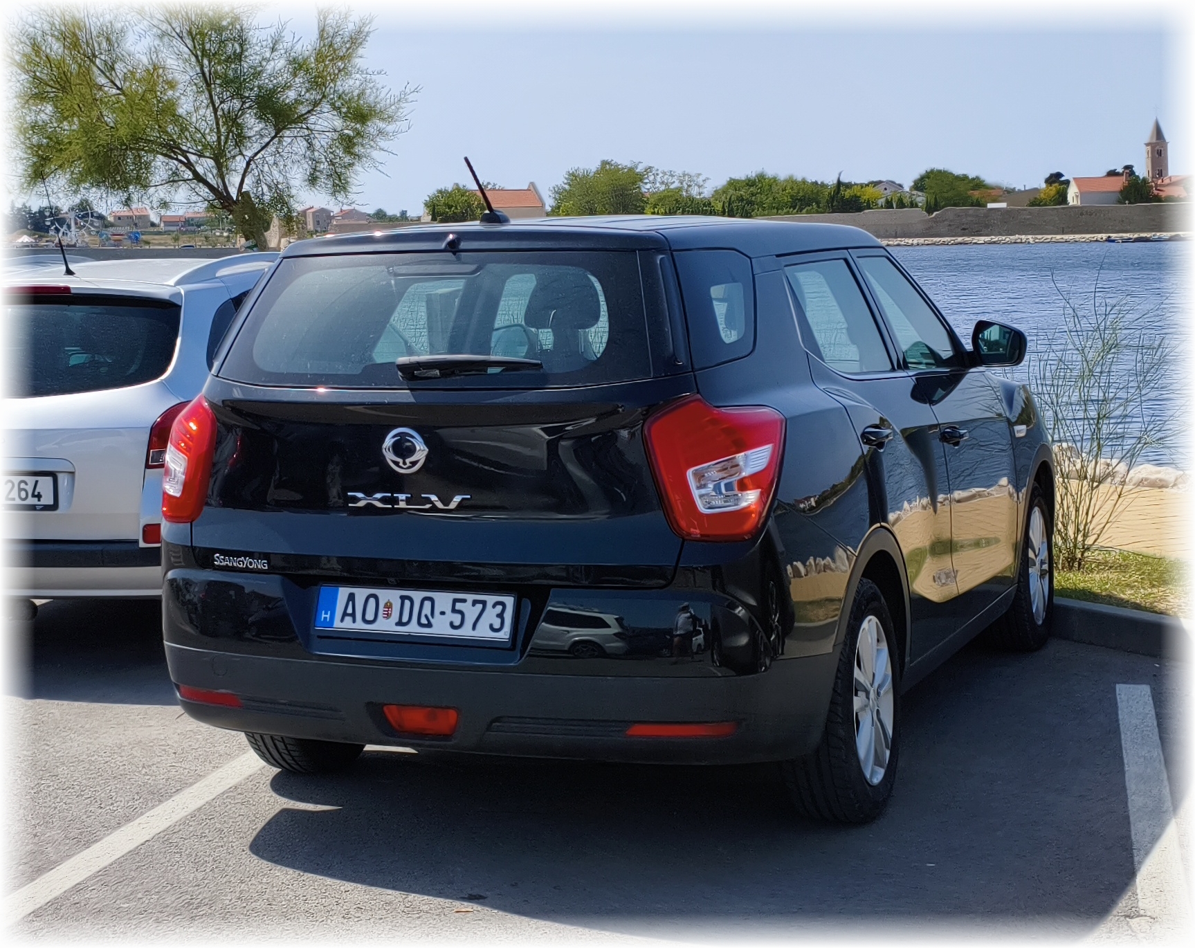 AO DQ-573, SsangYong (KGM) Tivoli (LUVi / Tivolan / XLV) 1st gen Air / XLV / Grand (X100), 2016–2020