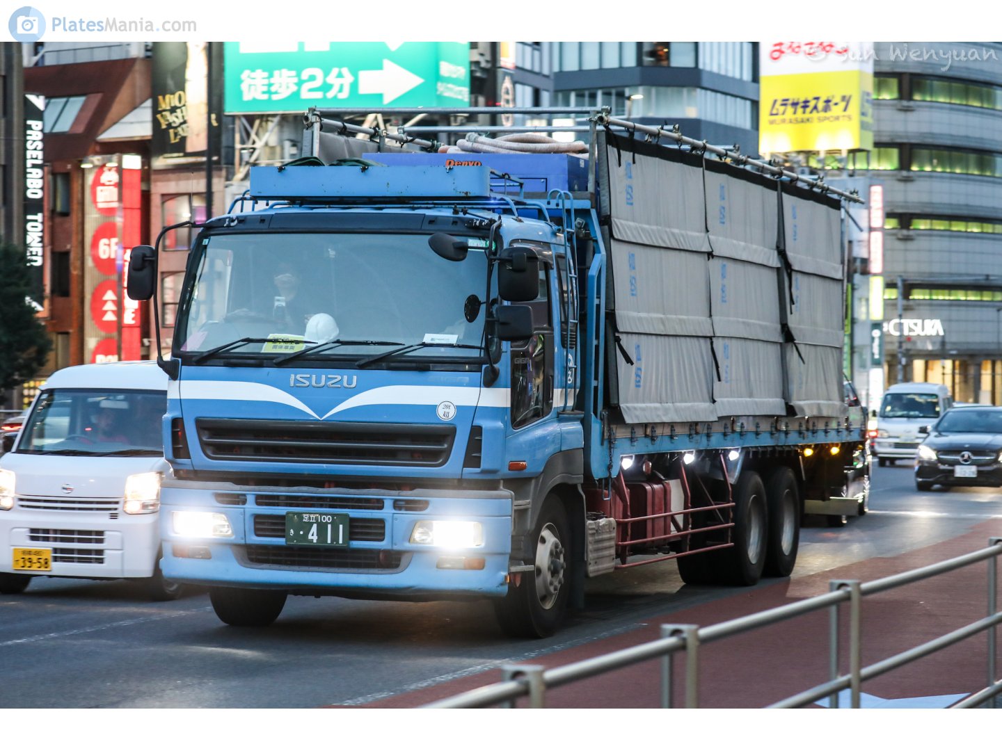 足立 100 き 411, Isuzu Giga 1st gen, 1994–2007