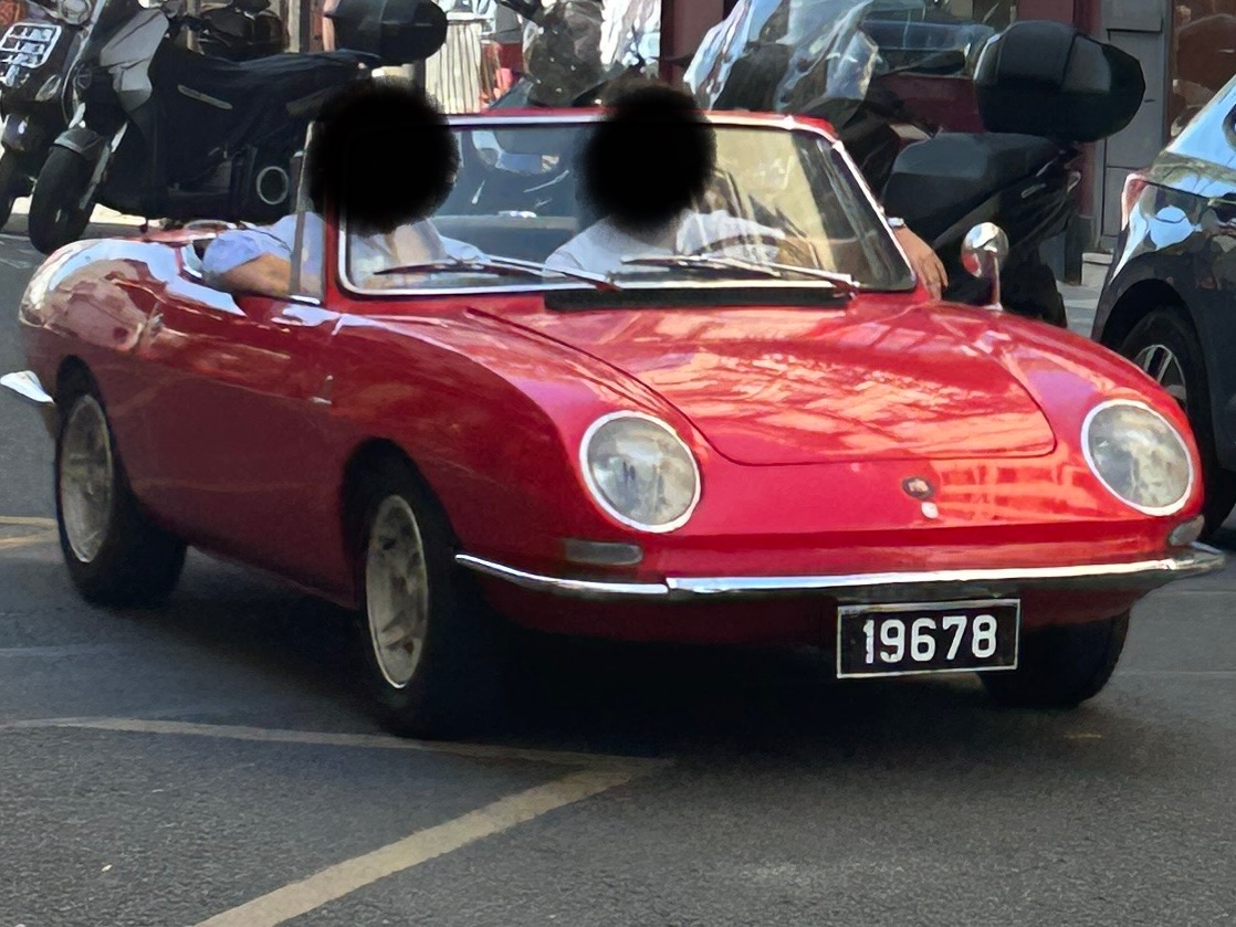 19678, FIAT 850 Spider, 1965–1968