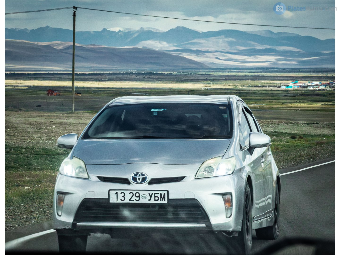 1329 УБМ, Toyota Prius 3rd gen Liftback (ZVW30), 2009–2015