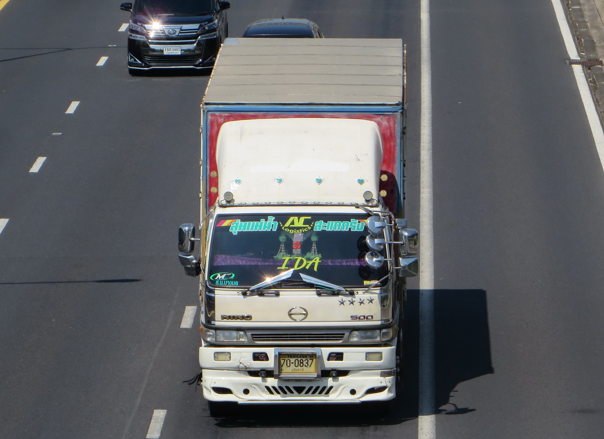 70-0837, Hino 500 Series 