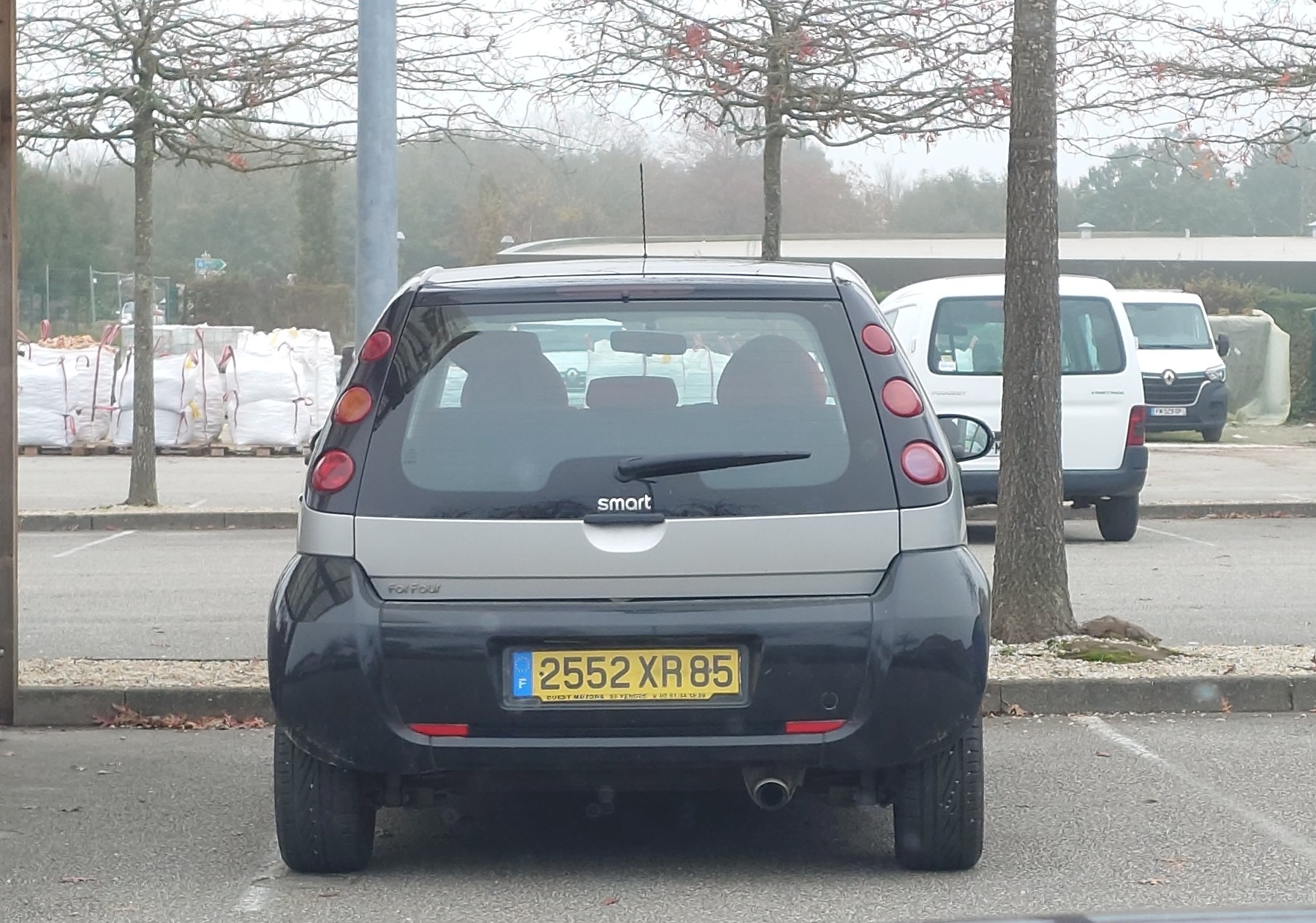 2552 XR 85, Smart ForFour 1st gen (W454), 2004–2006