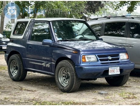 4XNE 32, Suzuki Sidekick