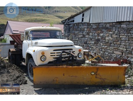 3671 ДАТ, ZIL 130