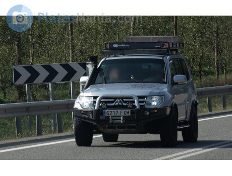 6217 FXM, Mitsubishi Montero