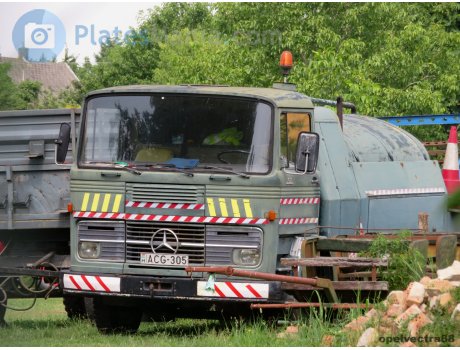 ACG-305, Mercedes-Benz LP-Series