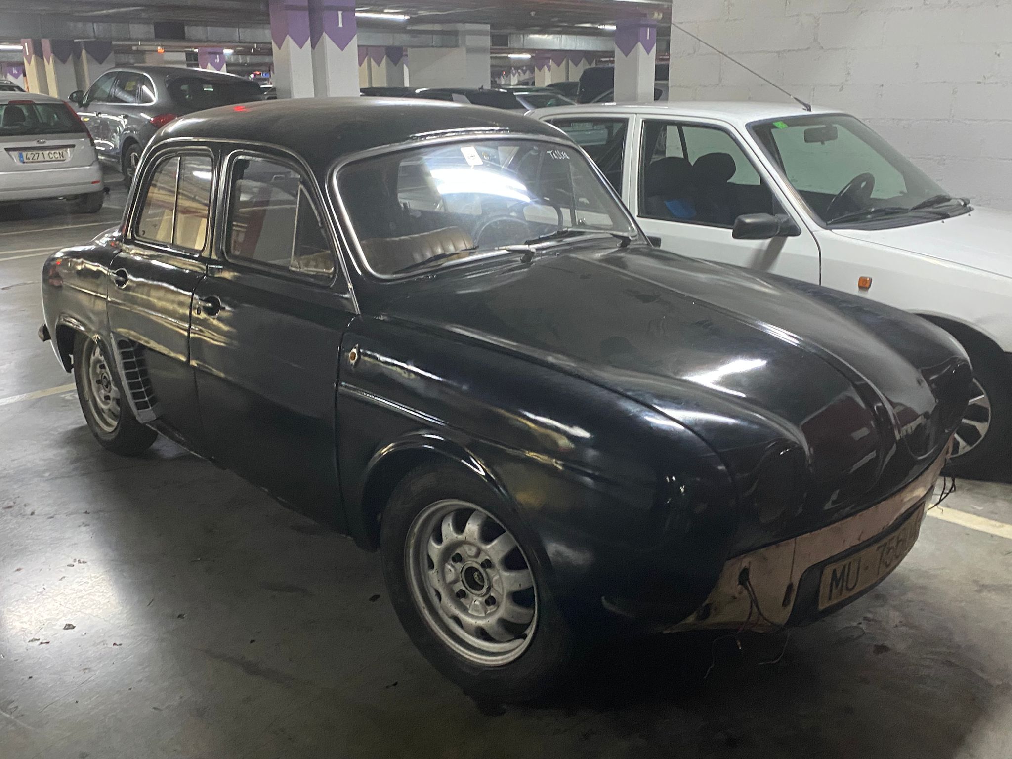 MU-75604, Renault Dauphine 1st gen (109), 1956–1967