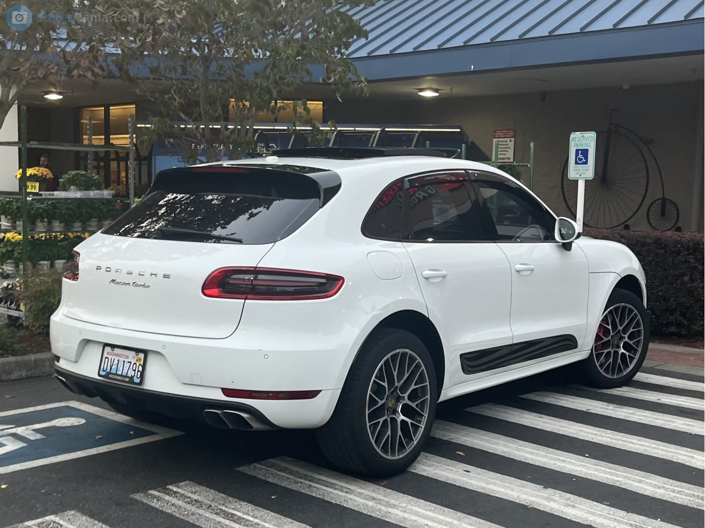 DV11796, Porsche Macan 1st gen (95B), 2014–2018
