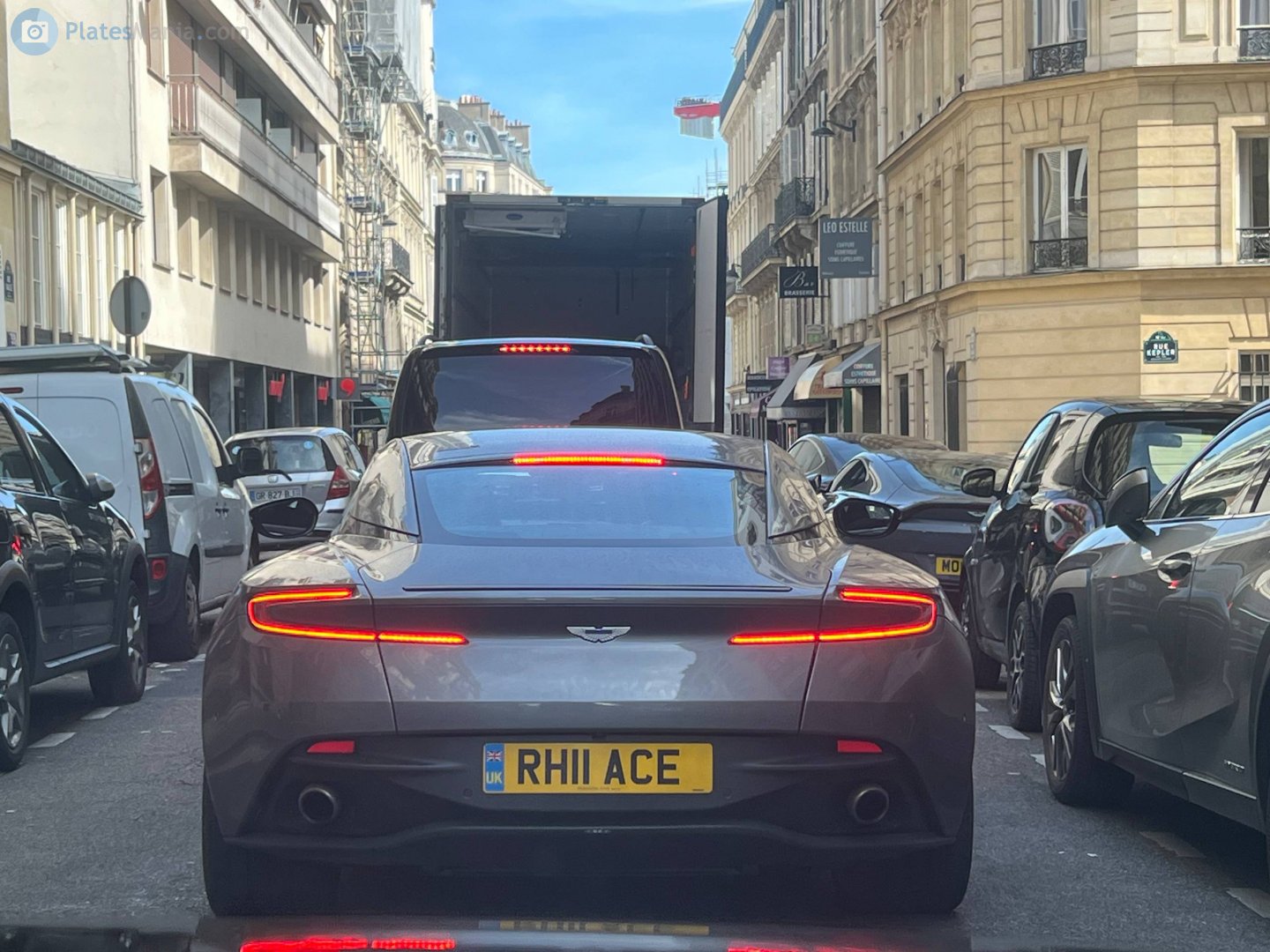 RH11ACE, Aston Martin DB11 Coupé (AM5), 2016–2023