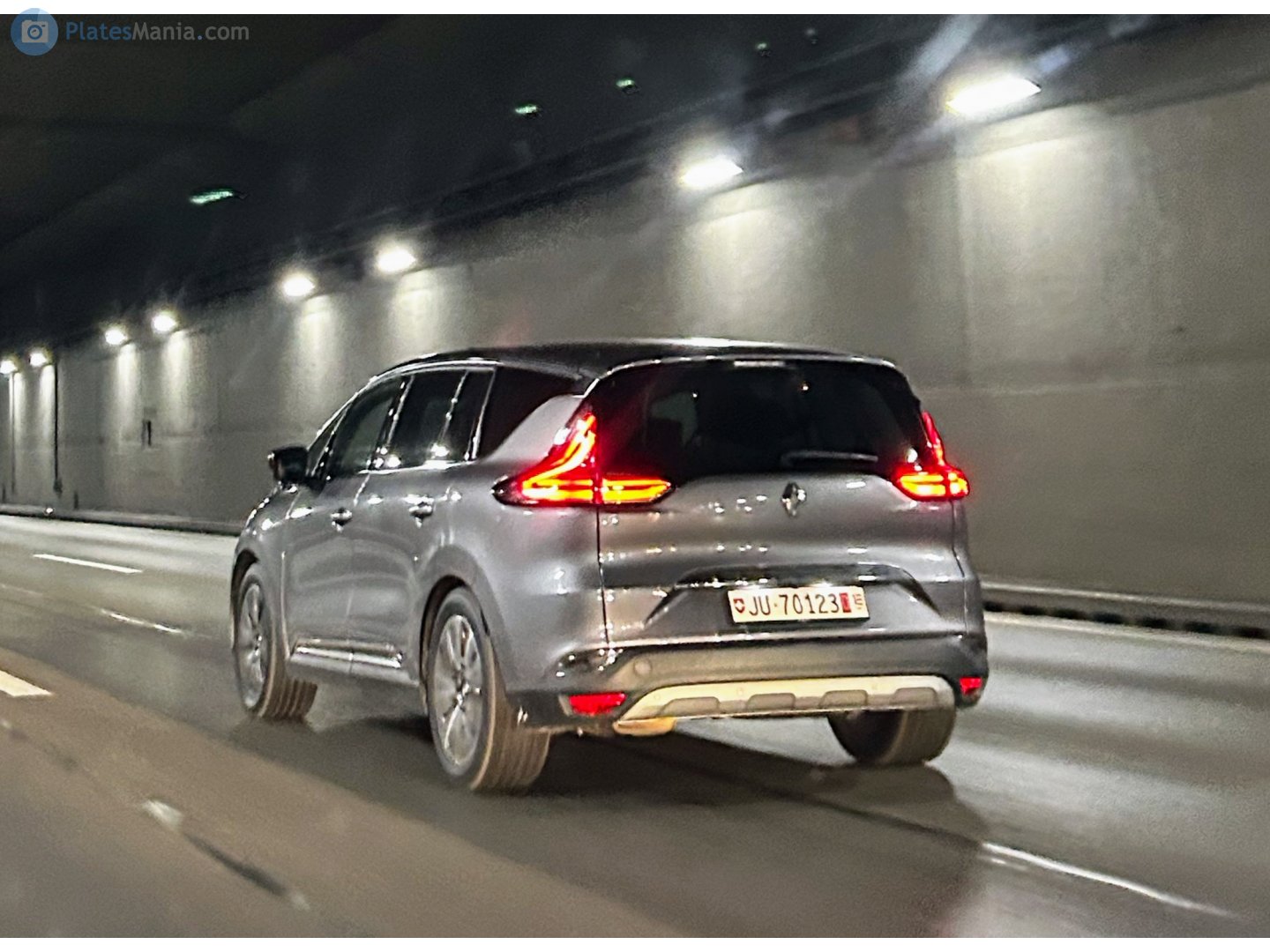 JU 70123, Renault Espace 5th gen (JR), 2015–2022