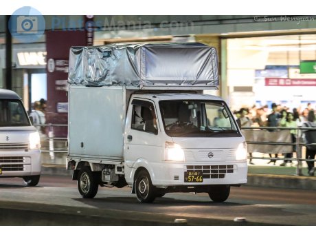 品川 481 り 5766, Nissan NT100 Clipper