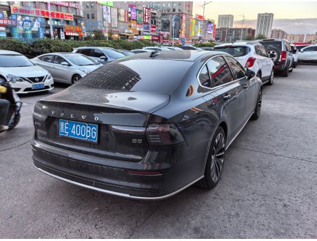 黑E·400BG, Volvo S90