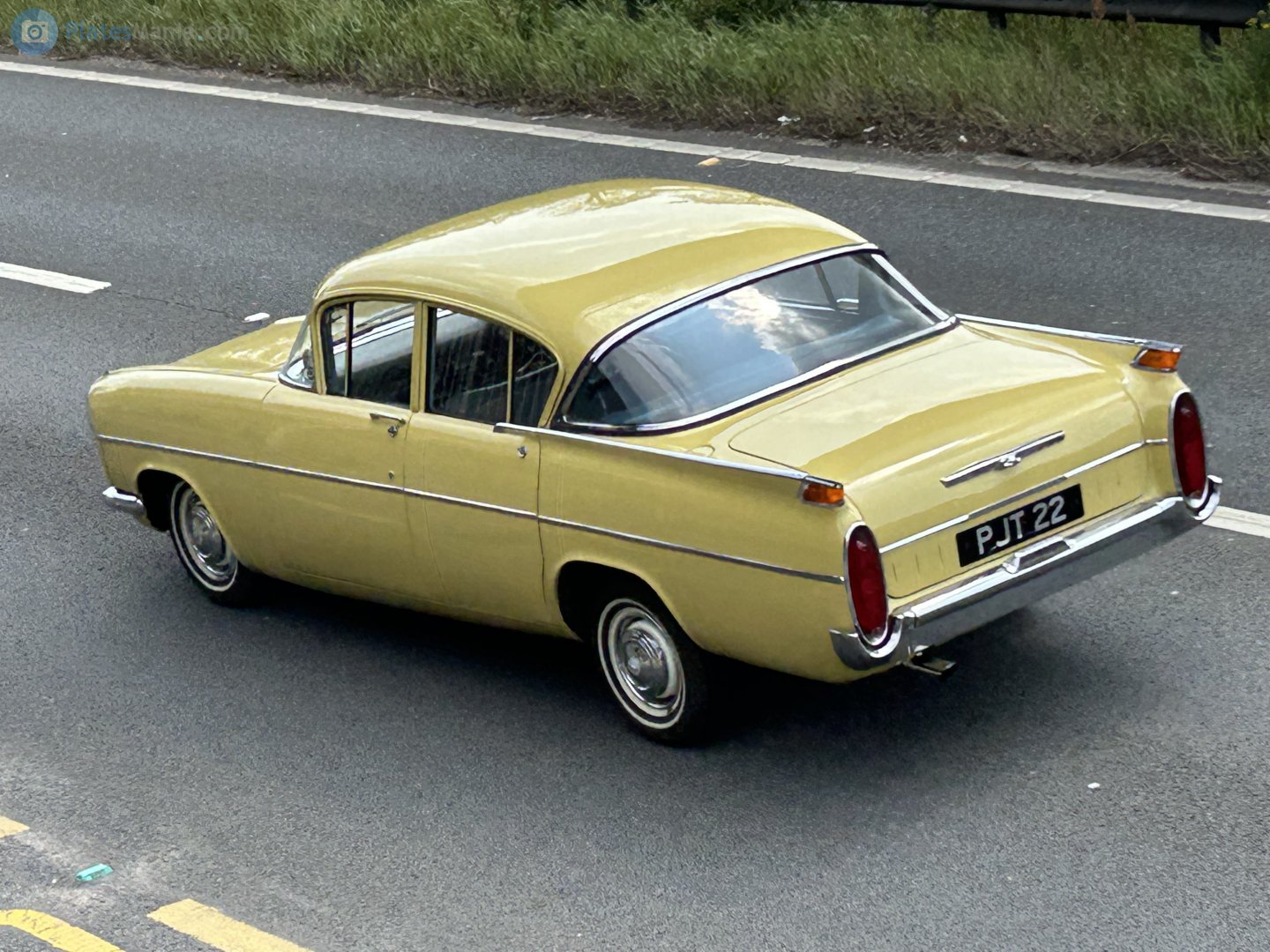 PJT22, Vauxhall Cresta 2nd gen Saloon (PA), 1957–1962