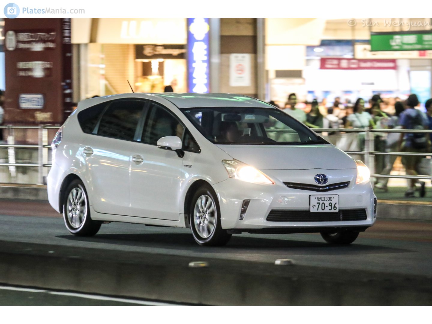 野田 300 や 7096, Toyota Prius 3rd gen α / v / Plus Minivan (ZVW40/ZFW40), 2011–2021