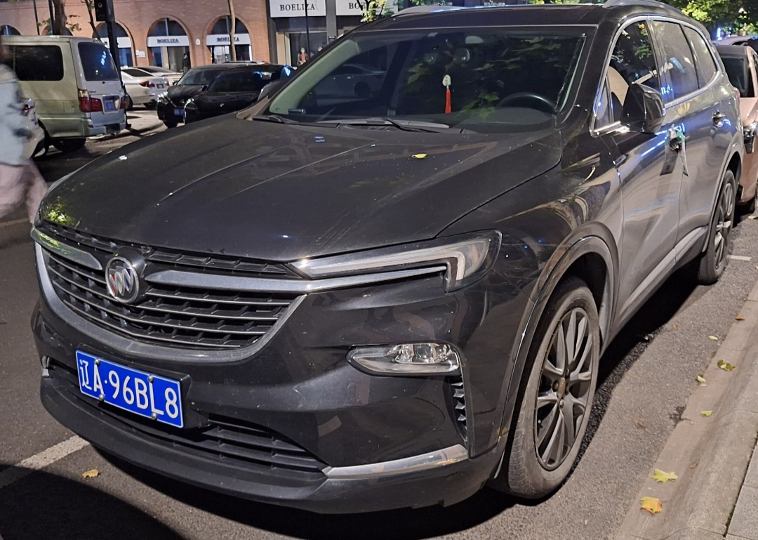 辽A·96BL8, Buick Enclave 2nd gen (C1XX; CN-market), 1st facelift, 2020–