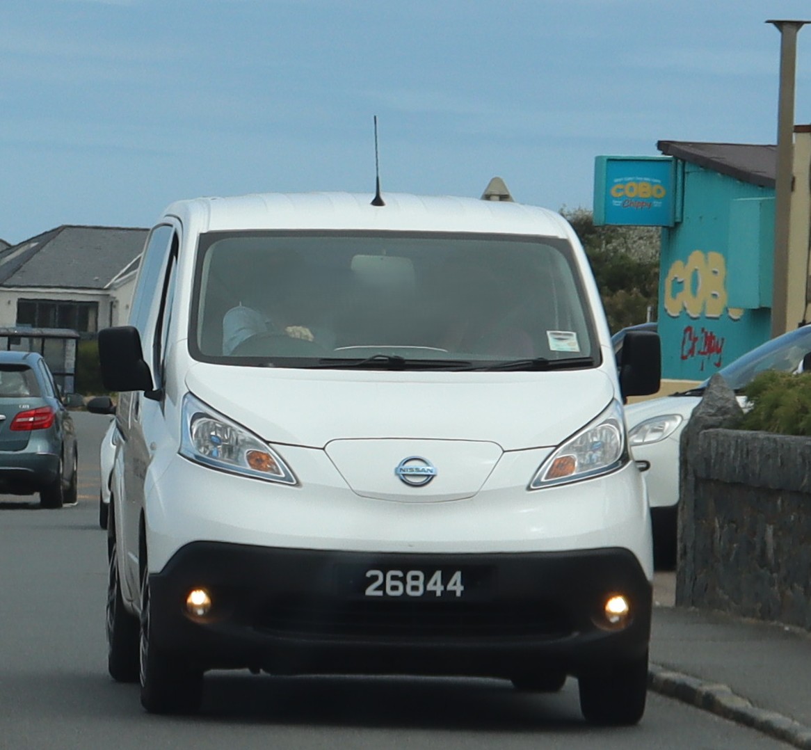 26844, Nissan NV200 1st gen (Vanette, Evalia) Passenger Van (M20), 2009–