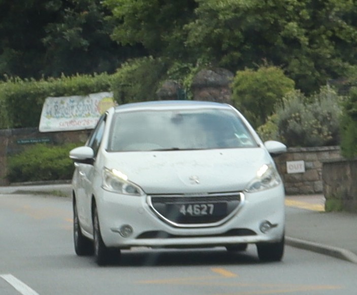 44627, Peugeot 208 1st gen 5-door Hatch (A9), 2012–2015