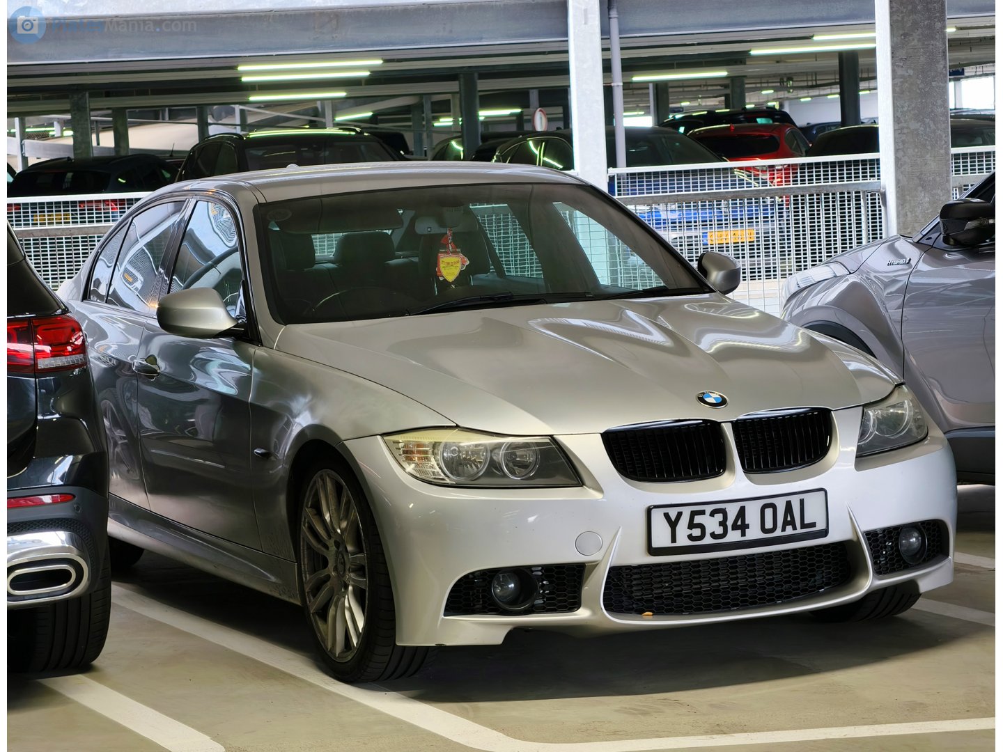 Y534OAL, BMW 3 Series 5th gen Sedan (E90), 2005–2011