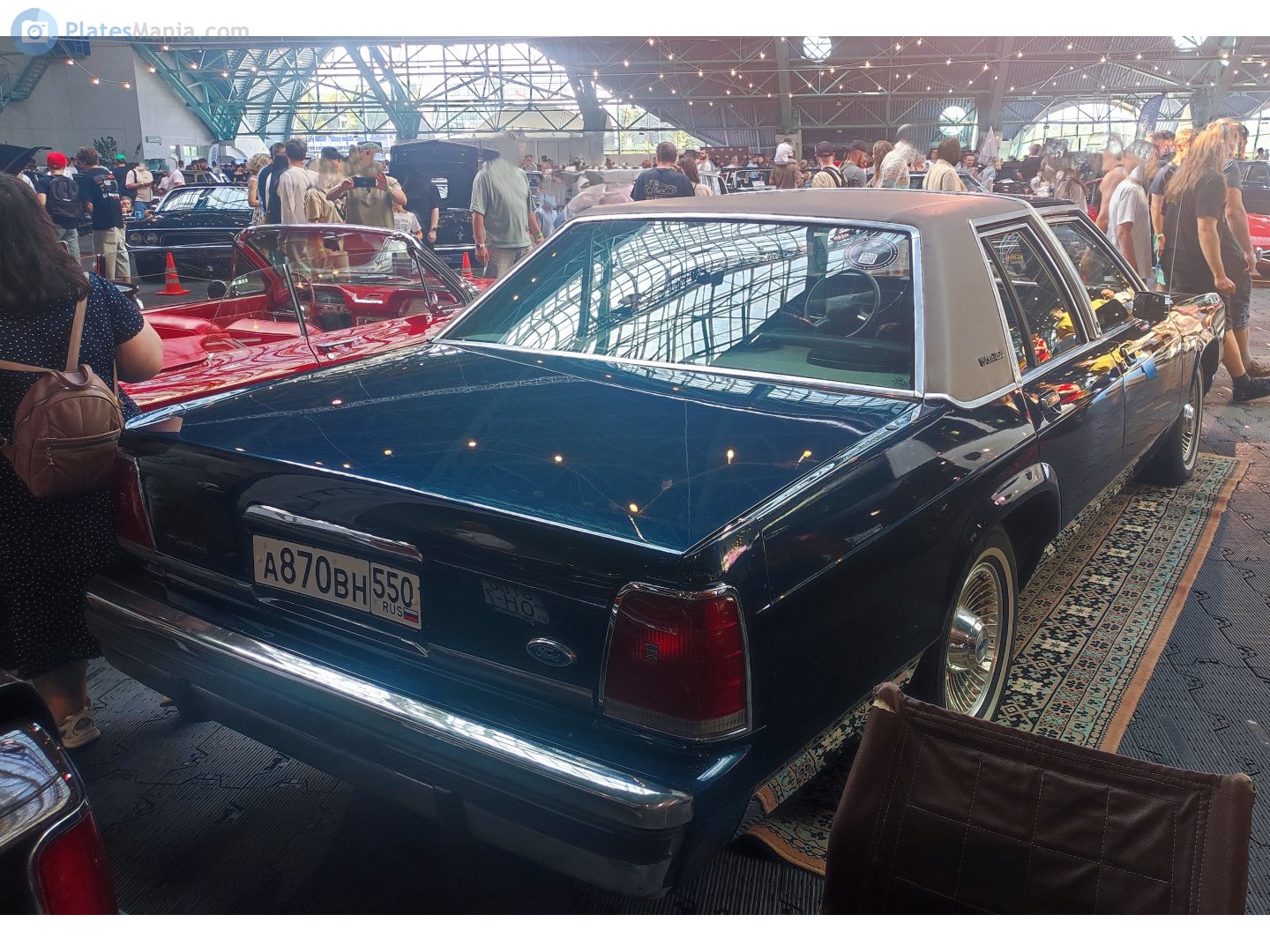 а 870 вн 550, Ford Crown Victoria LTD 4-door Sedan (54K), 1979–1991