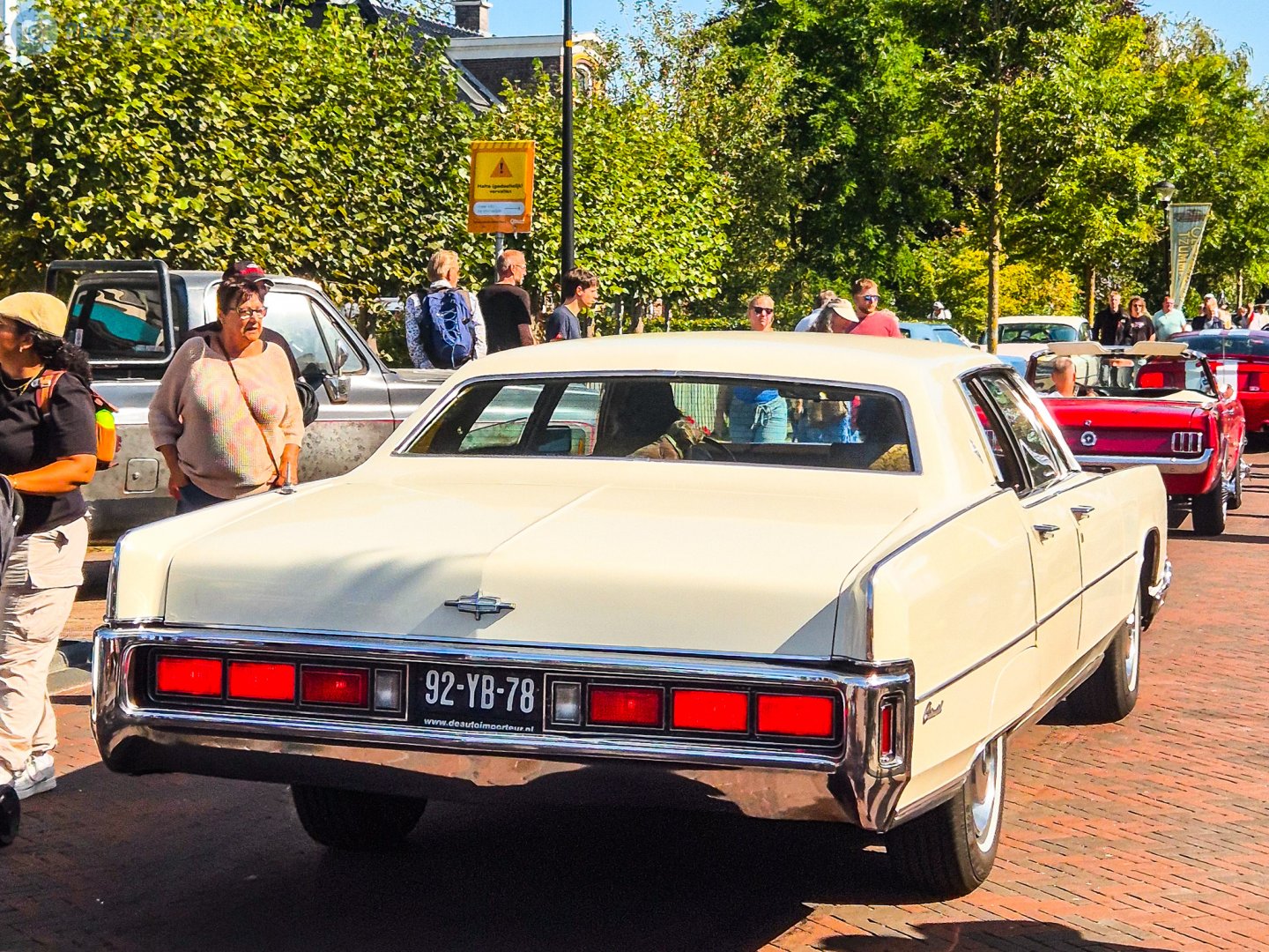 92-YB-78, Lincoln Continental 5th gen 4-door Sedan (53), 1969–1974