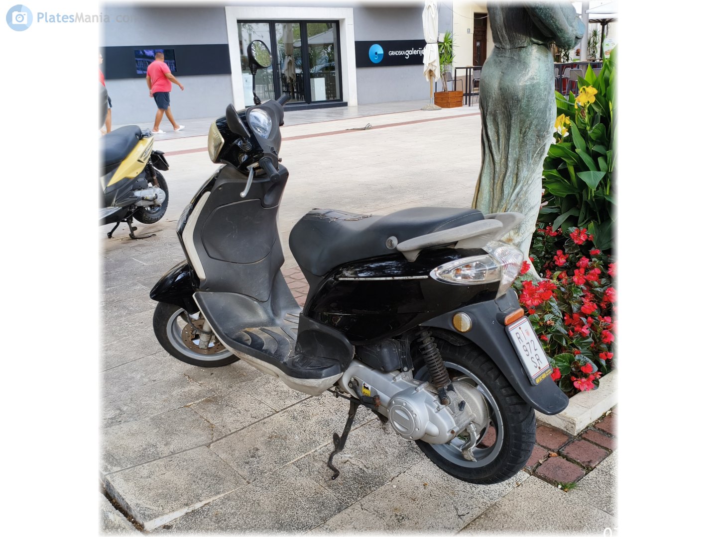 RI 972-SR, Piaggio Fly 1st gen, 2004–2012