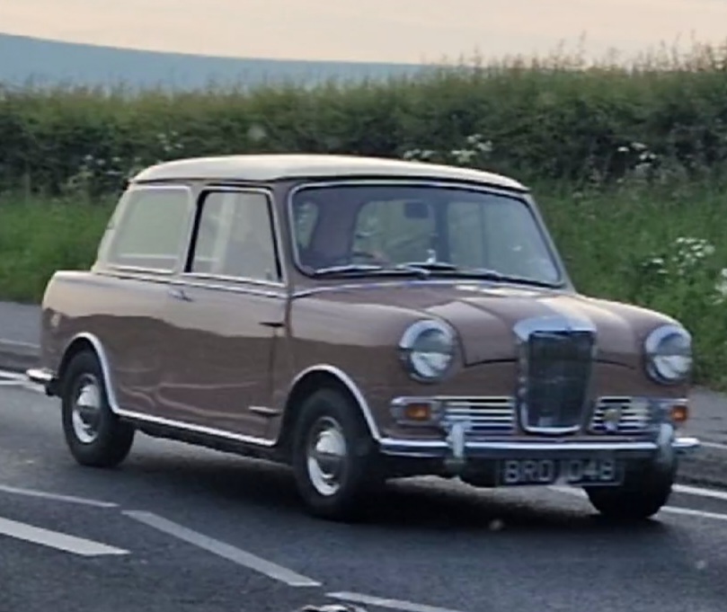 BRD104B, Riley Elf 1st gen (ADO15), 1961–1969