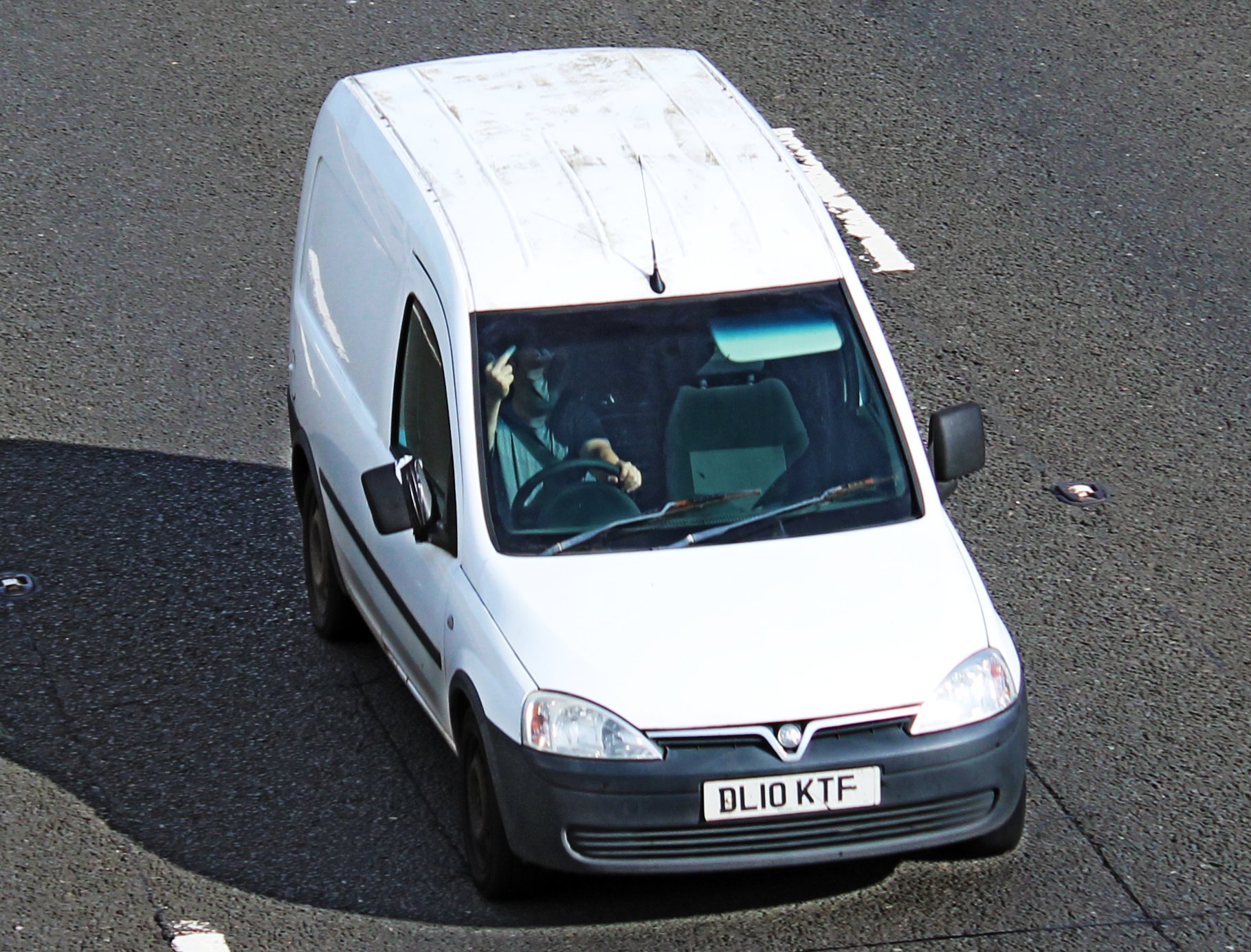 DL10KTF, Vauxhall Combo 2nd gen Van (C; X01), 2001–2012