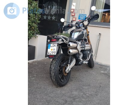 LDK WJ 99, Triumph Motorcycles Scrambler