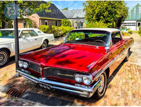 DR-98-84, Pontiac Bonneville