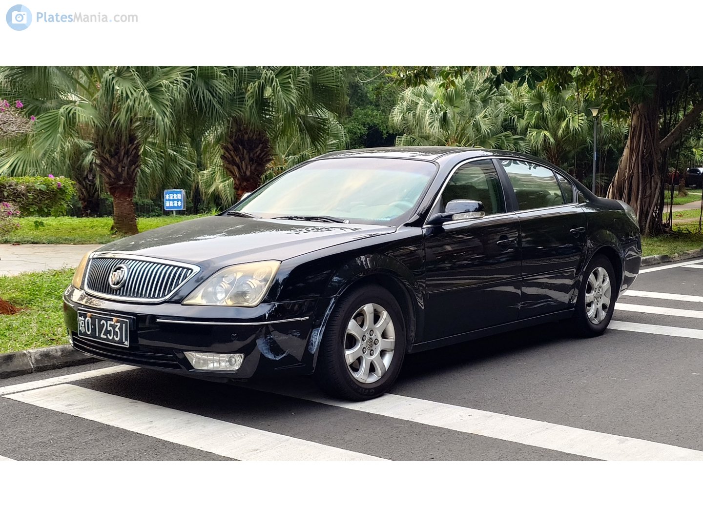 琼O·12531, Buick LaCrosse 1st gen (W-body; GMX365; CN-market), 2006–2008