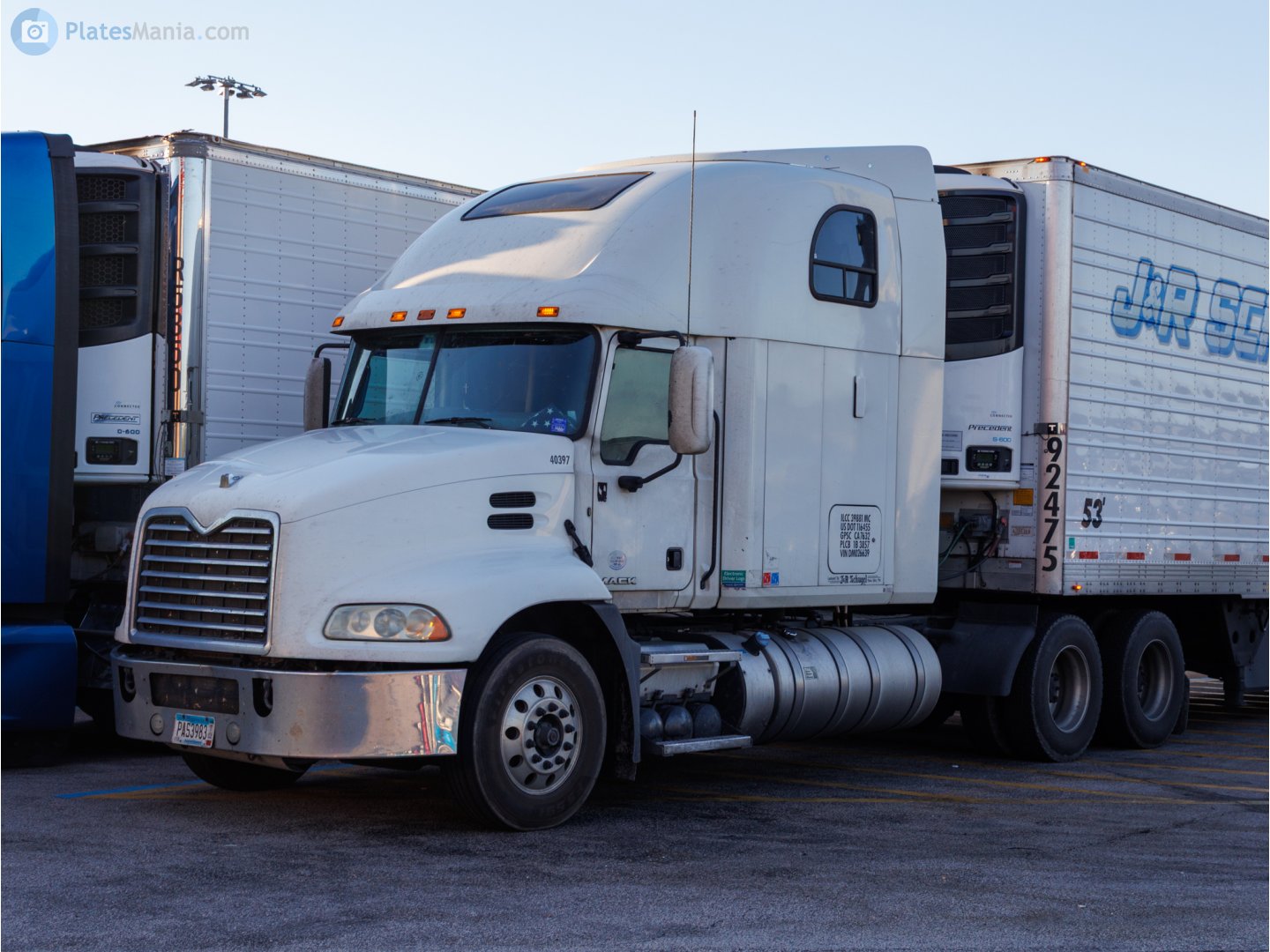 PAS3983, Mack Pinnacle 1st gen CXU, 2005­–2018