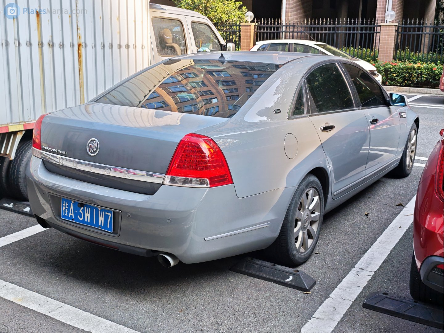 桂A·3W1W7, Buick Park Avenue 3rd gen (Zeta; CN-market), 2007–2012