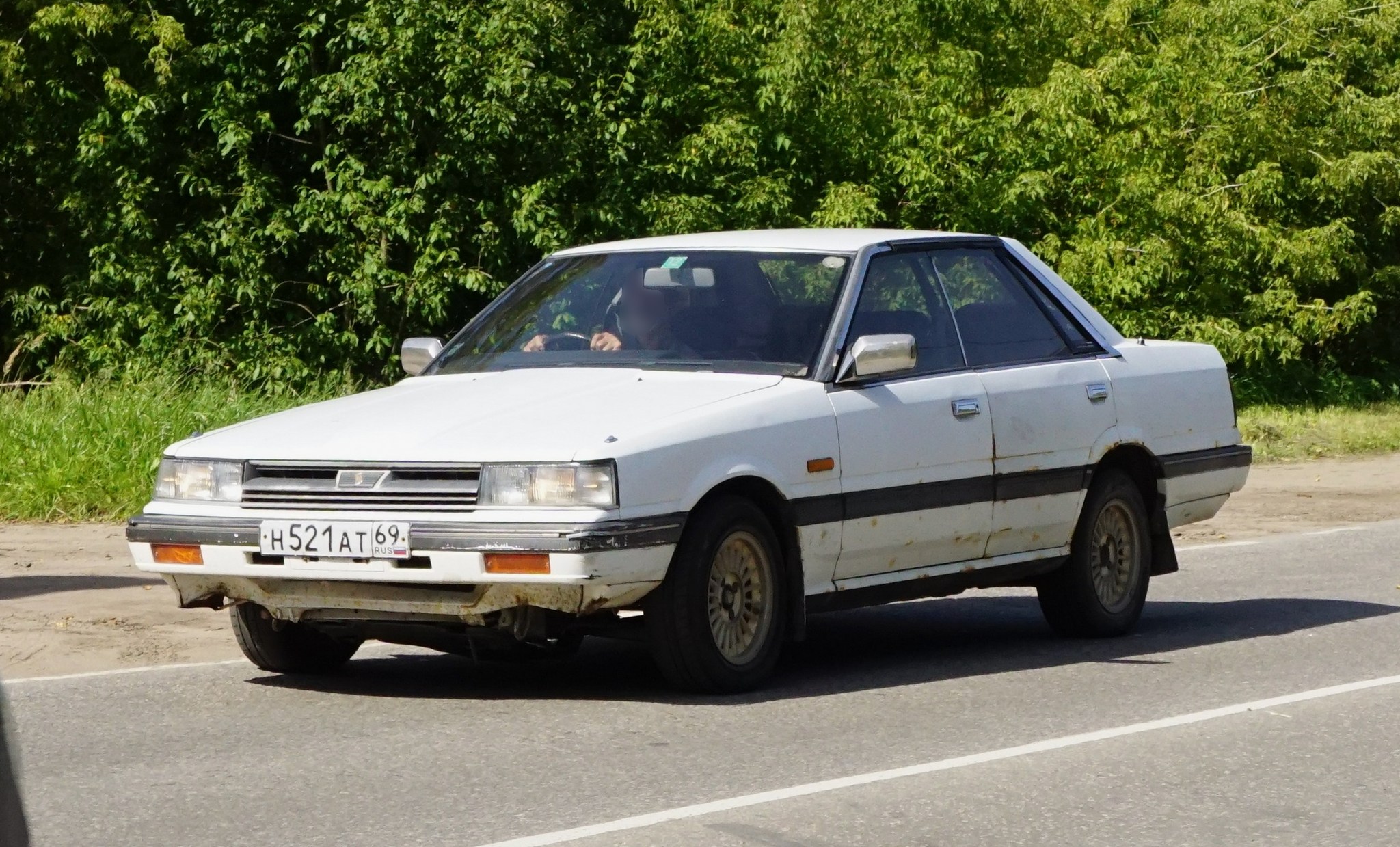 н 521 ат 69, Nissan Skyline 7th gen Hardtop (R31), 1985–1990