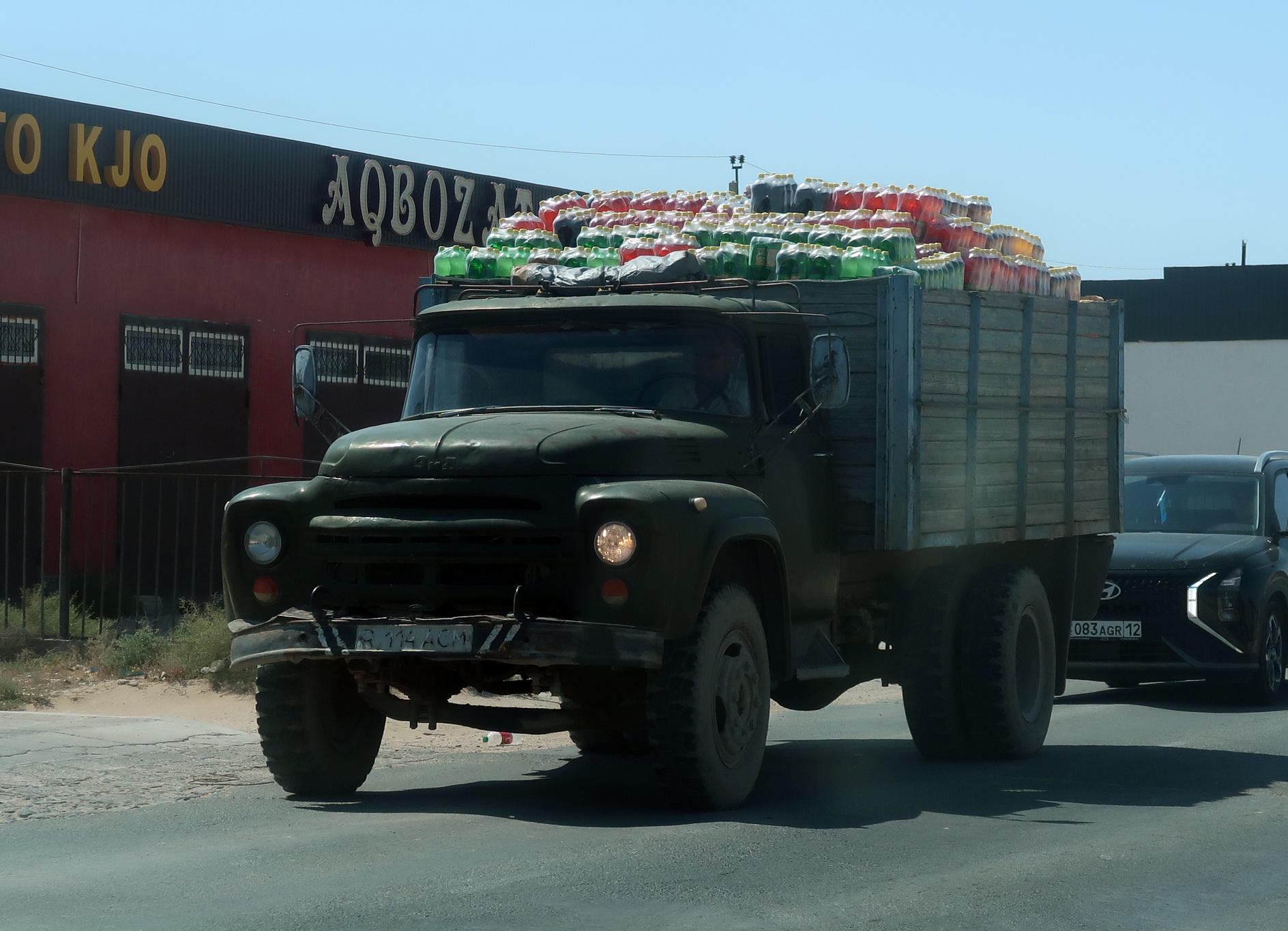 R 114 ACM, ZIL 130 130/4314, 1963–2004