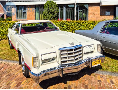 J-373-LK, Ford Thunderbird