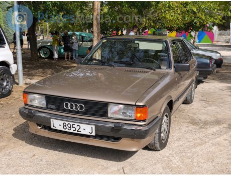 L 8952 J, Audi 80