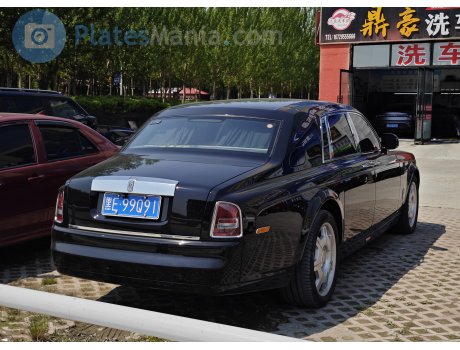 黑E·99Q91, Rolls-Royce Phantom