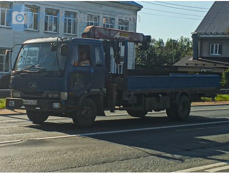 м961ок69, Nissan Diesel Condor