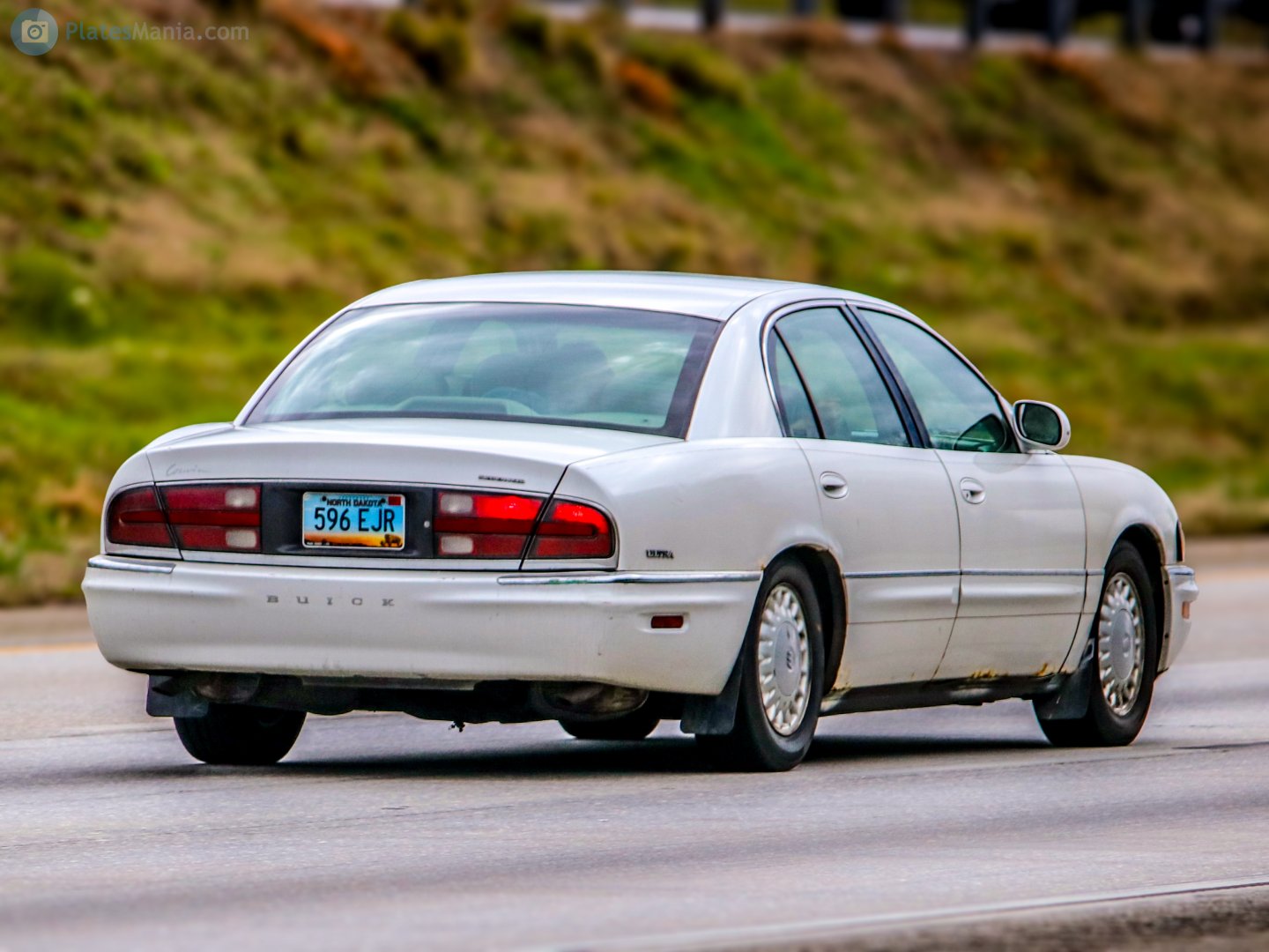 596 EJR, Buick Park Avenue 2nd gen (G-body), 1996–2005