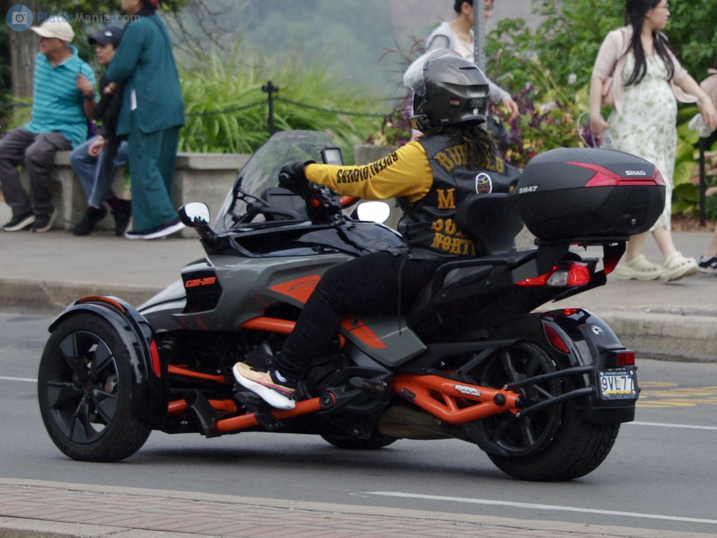 9VL77, Can-Am Spyder 