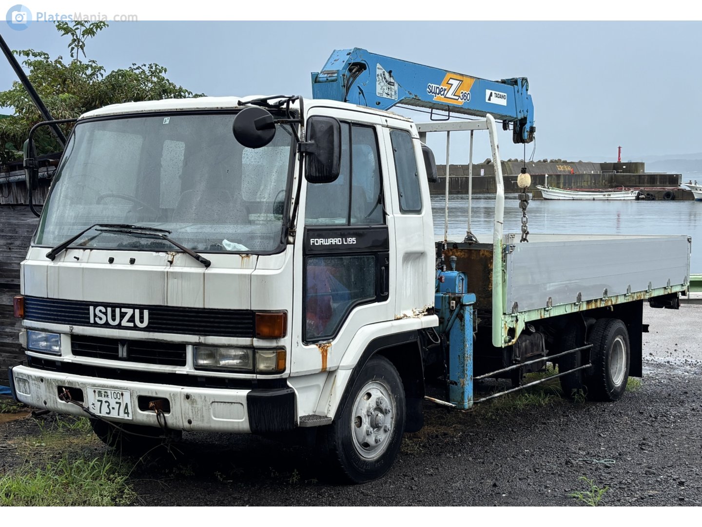 青森 100 さ 7374, Isuzu Forward 3rd gen, 1985–1994
