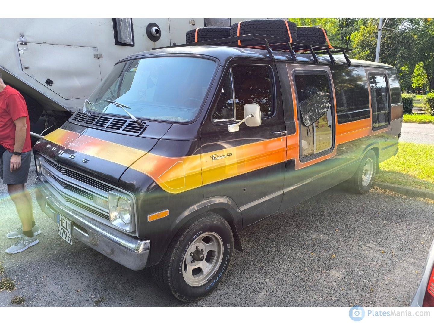 HEI N 79 H, Dodge Tradesman 