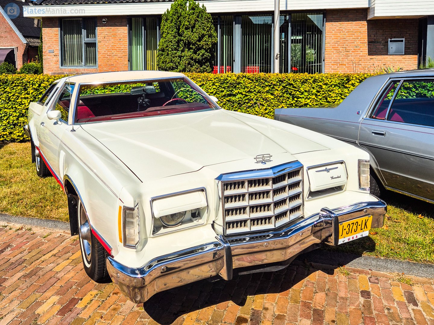 J-373-LK, Ford Thunderbird 7th gen Coupe, 1976–1979