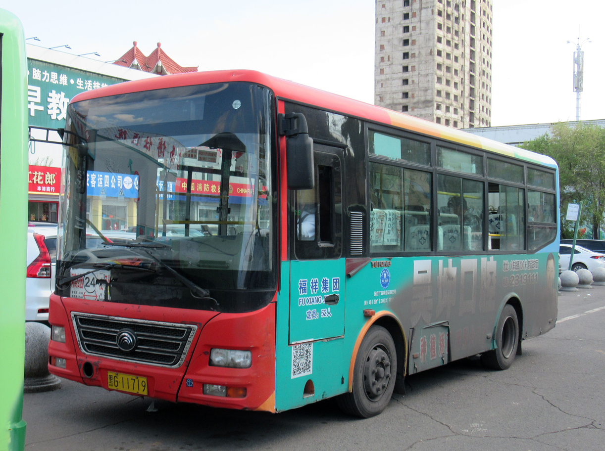 黑G·11719, Yutong ZK6731 