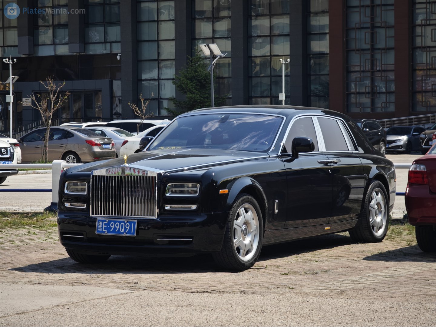 黑E·99Q91, Rolls-Royce Phantom 7th gen (RR1), facelift, 2012–2017