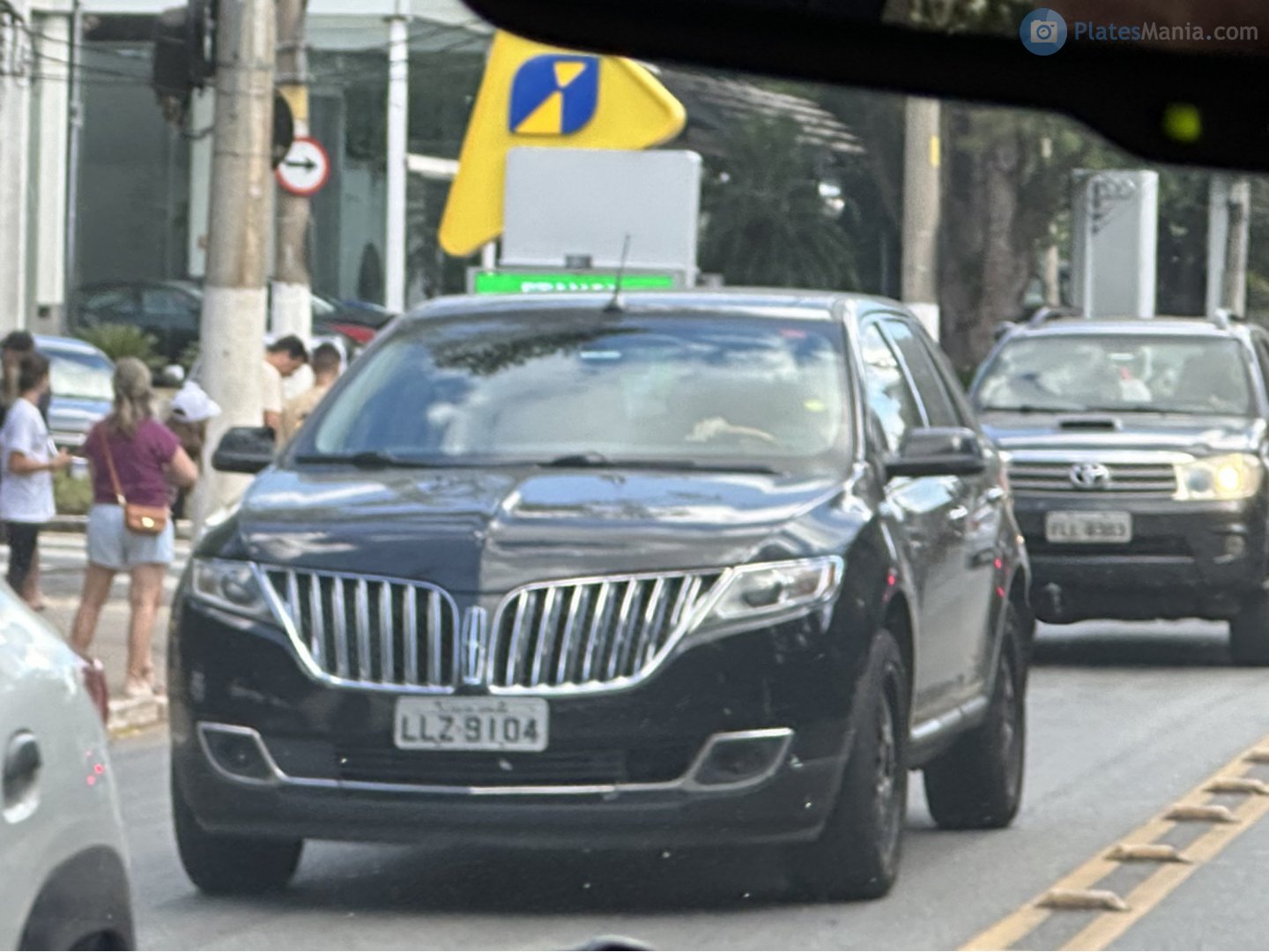 LLZ-8104, Lincoln MKX 1st gen (U388), facelift, 2010–2015