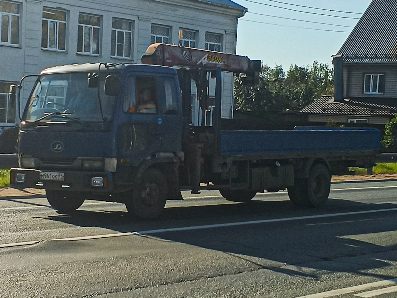 м 961 ок 69, Nissan Diesel Condor Medium S/SS 2nd gen (H41 Cab), 1992–2004