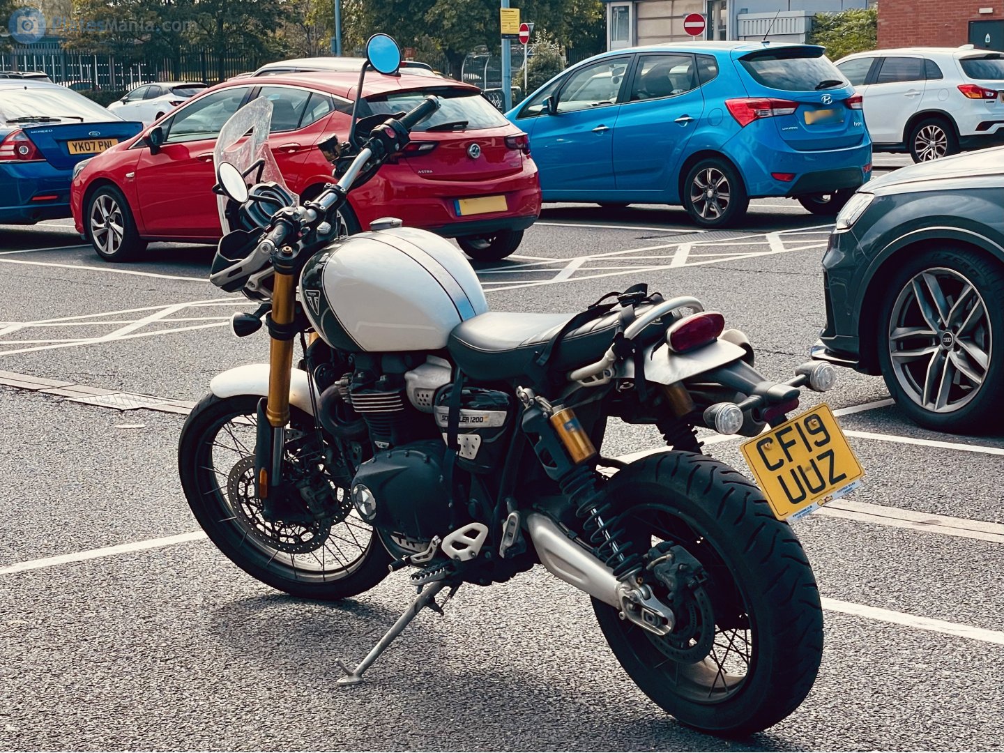 CF19UUZ, Triumph Motorcycles Scrambler 1200, 2019–