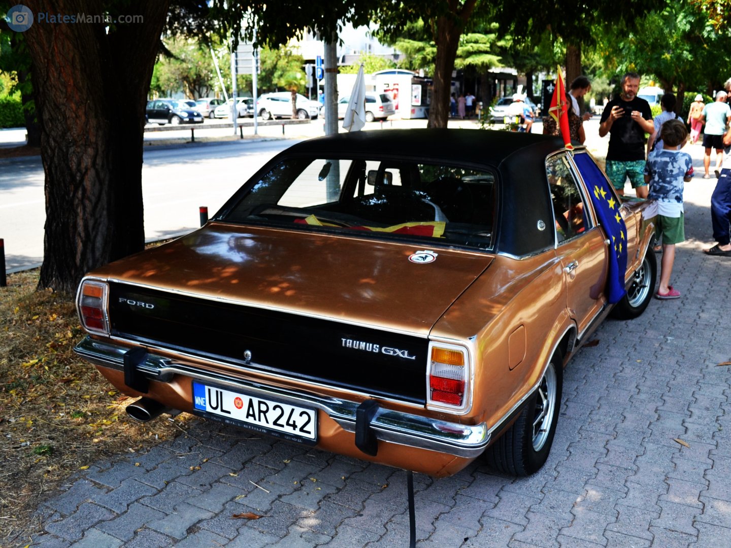 UL AR242, Ford Taunus 7th gen 4-door Sedan (TC2), 1975–1979