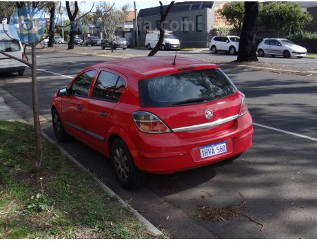 1HVA-560, Holden Astra